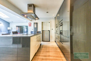 Photo 28- click for photo gallery